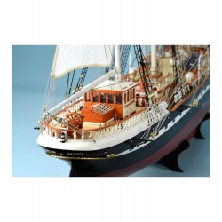 modèle en bois du navire-école français Belem, créé par Artesanía Latina, 842142622519