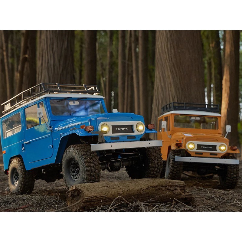 Voiture Radiocommandée Toyota Land Cruiser 1:12 – 4WD, 2,4 GHz, LED – Batterie Li-ion 7,4V 500 MAh