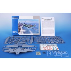 Maquette Avion 1/48 Seafire Mk.15 "Aeronavale Service" , Maquette1/48 Special Hobby