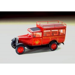 Maquette Voiture Heller 1/24 – Citroën C4 « Splendid Hotel » – Réf. 80713