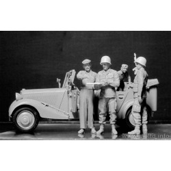 Master Box 35161 – Parachutistes américains et civils avec véhicule allemand – 1/35